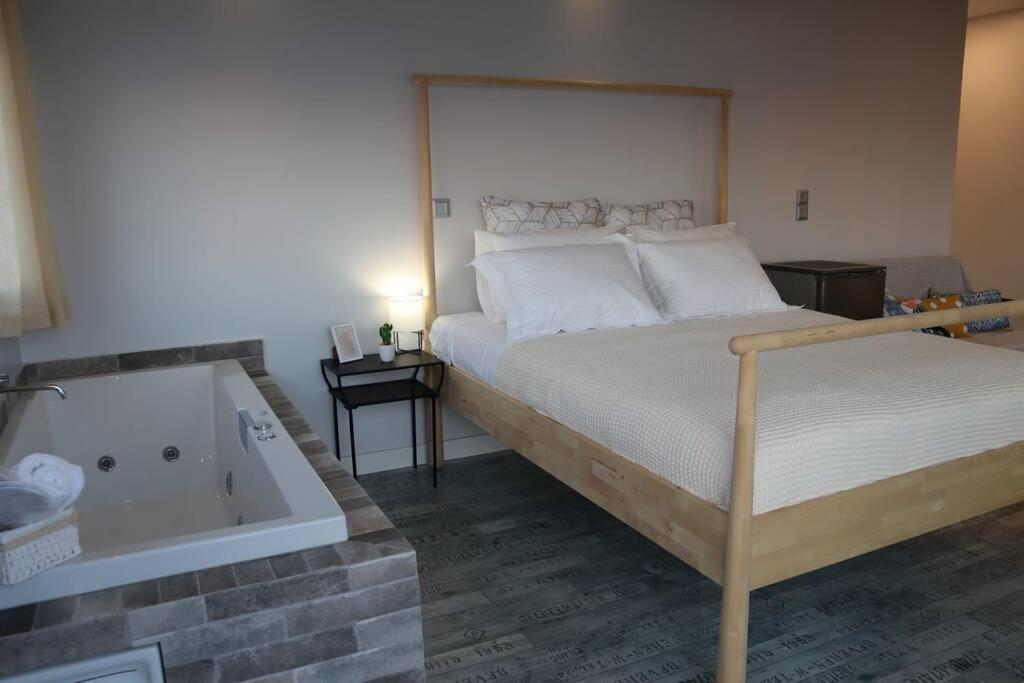 360° View Suites Cos Neapoli Voion Bagian luar foto